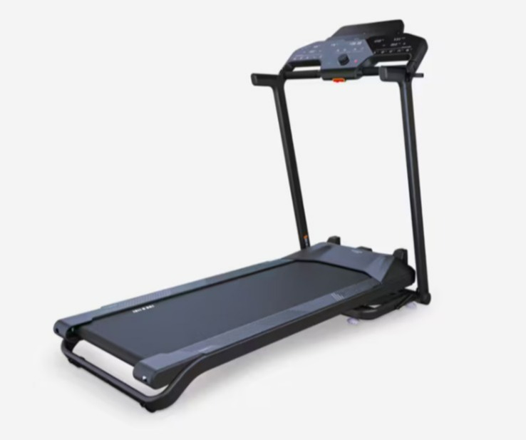 The DOMYOS RUN 500 is as good as any gym treadmill